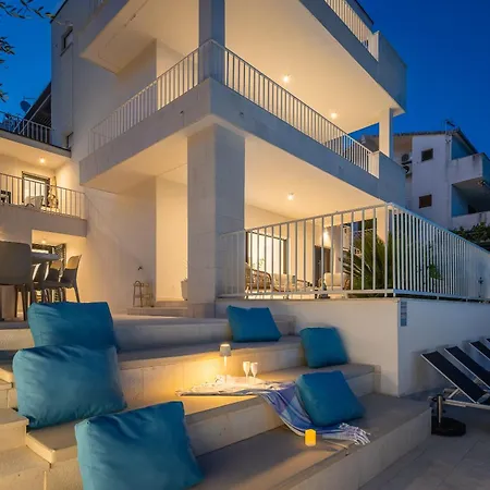 Leonardo * تروغير