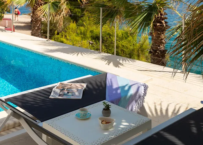 Leonardo Apartment *