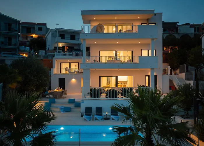 Leonardo Apartment *