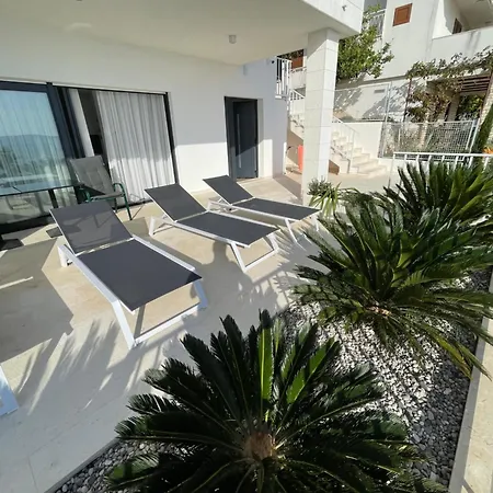 Apartment Leonardo *